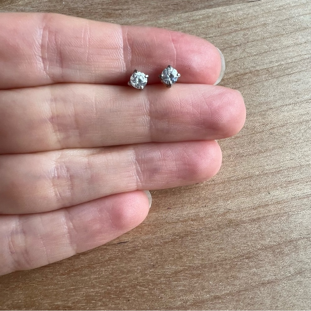 Cubic zirconia 925 Sterling silver stud earrings on posts